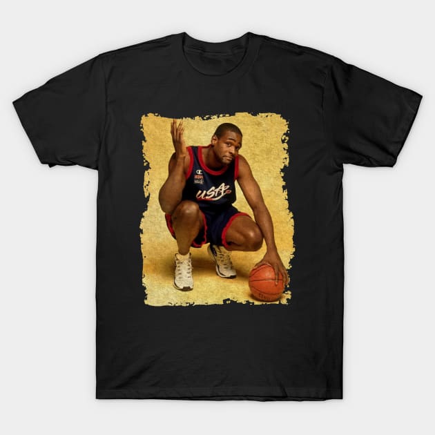 Chris Webber in USA Basketball T-Shirt by Omeshshopart